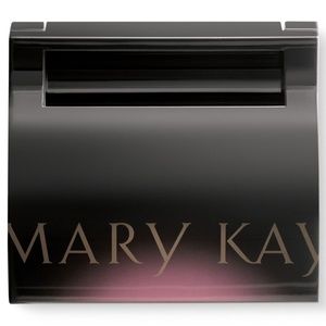 Mary Kay Magnetic Compact Medium Size (unfilled)
